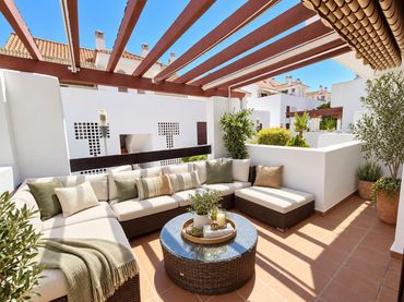 Apartamento con piscina en alquiler en CALIFA-UR NVA ANDALUCIA 16