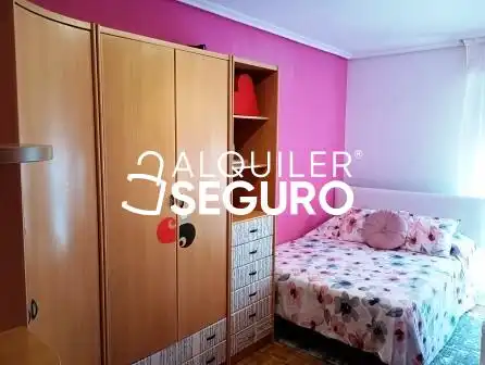 Bedroom of Flat for rent in Miranda de Ebro  with Heating and Furnished