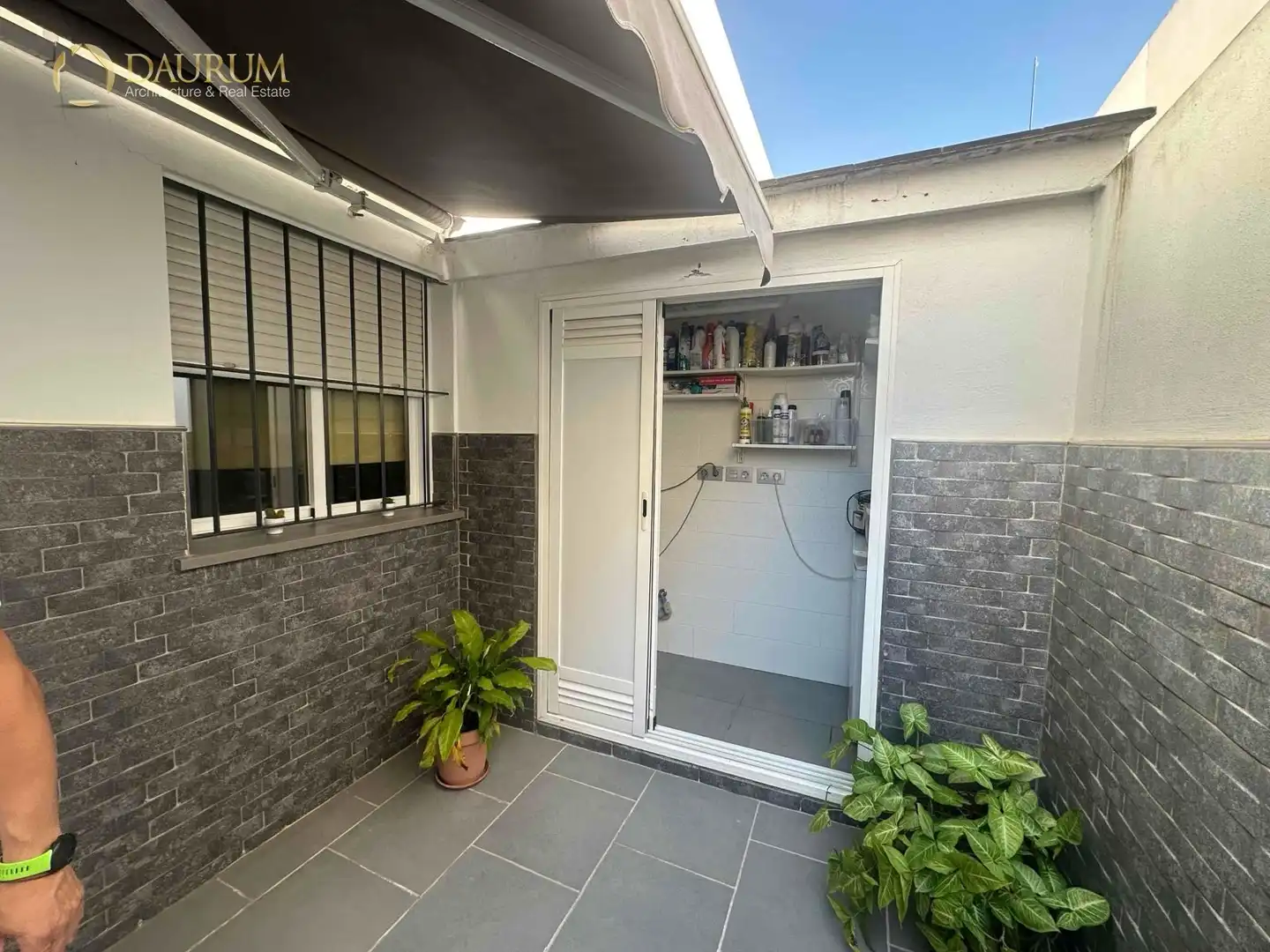 Balcony of Houses for sale in La Algaba  with Air Conditioner, Terrace and Storage room