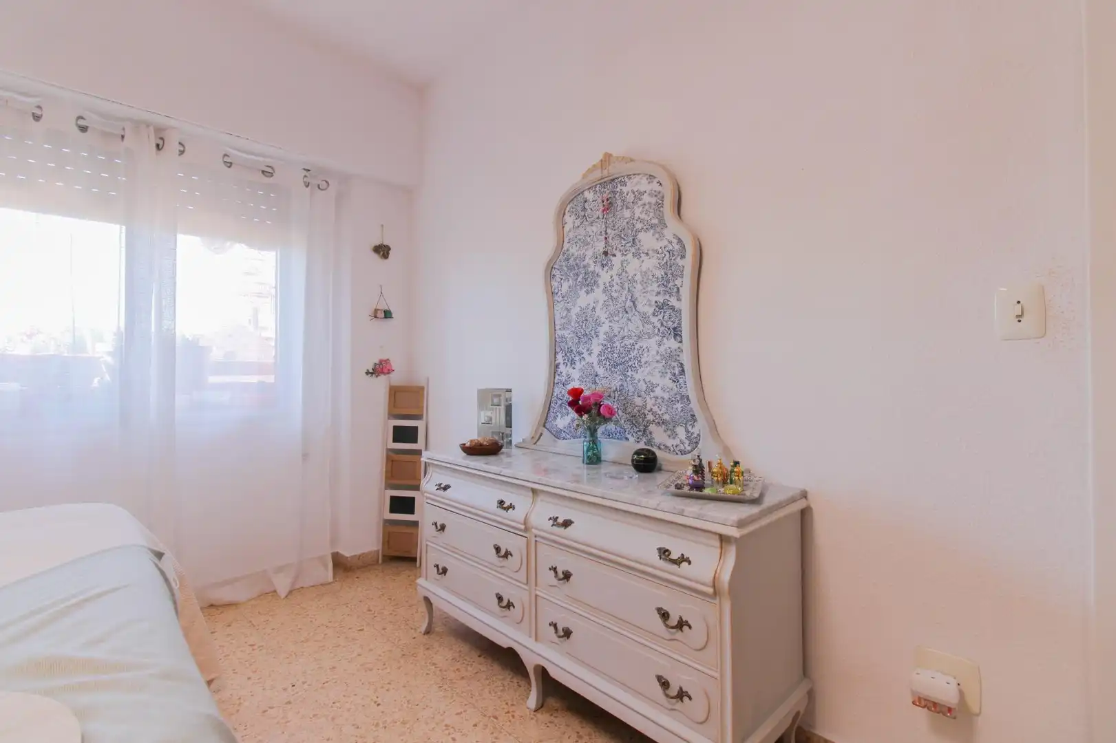Bedroom of Flat for sale in La Pobla de Farnals  with Air Conditioner and Balcony