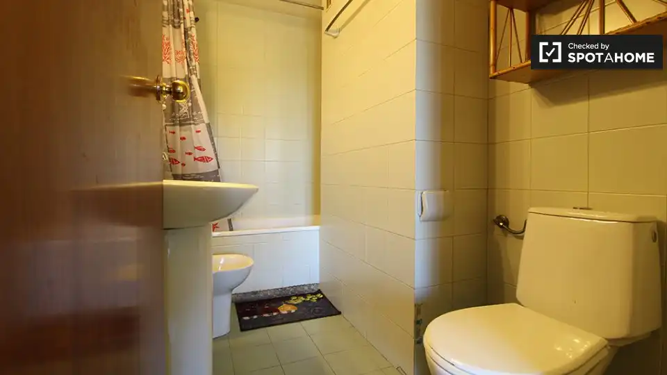 Room in Palomeras Bajas