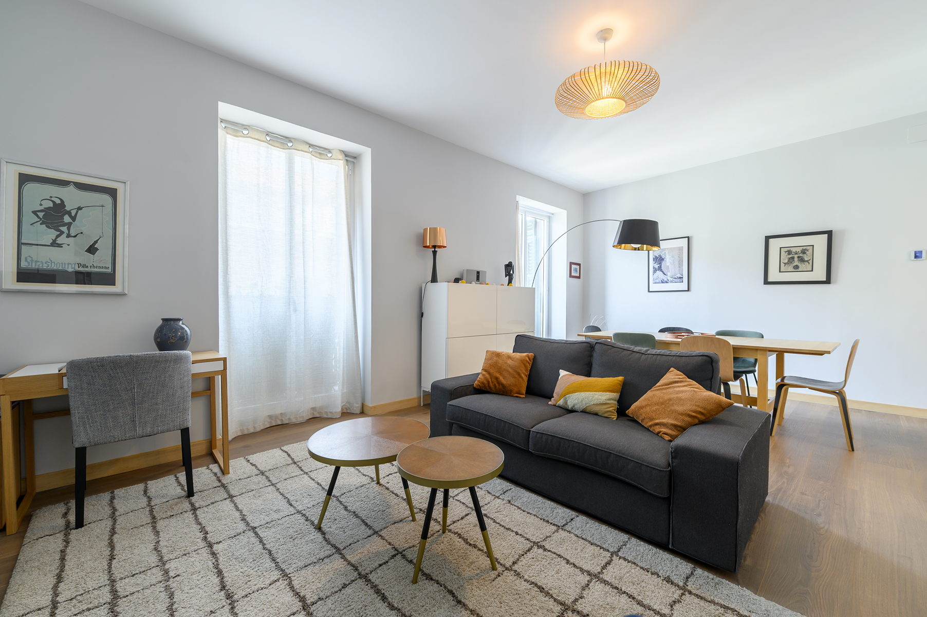 Sala d'estar de Apartament en venda en  Madrid Capital amb Aire condicionat i Terrassa