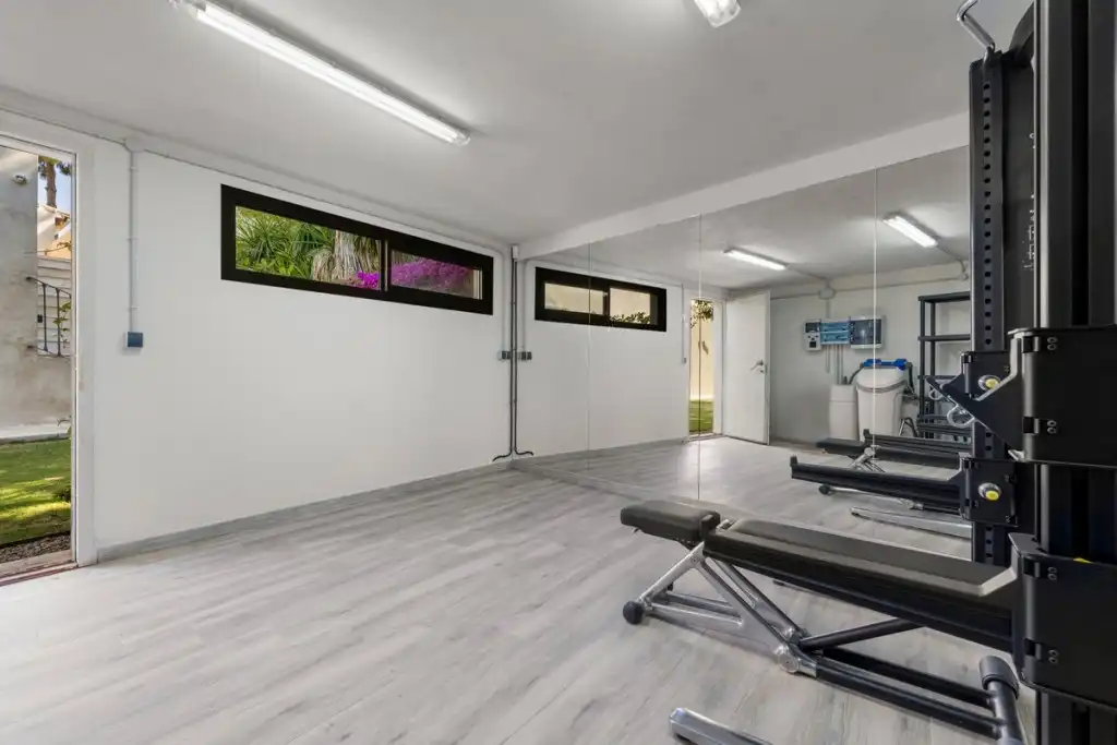 Villa avec piscine à vendre à Río Real - Los Monteros, imagen 4