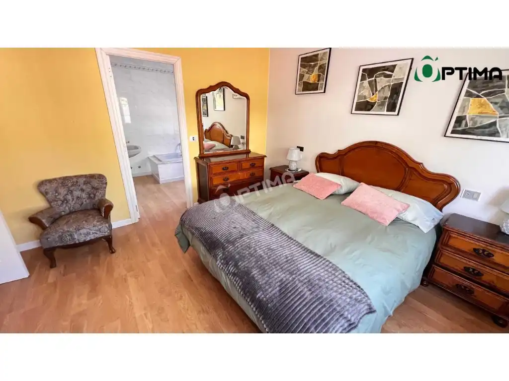 Dormitori de Casa o xalet en venda en Muros