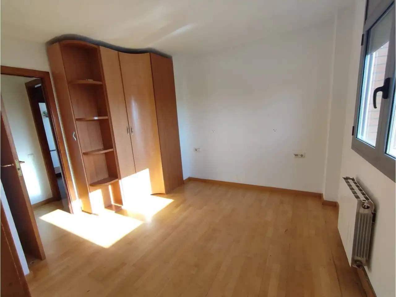 Bedroom of Flat for sale in Sant Sadurní d'Anoia  with Air Conditioner, Heating and Parquet flooring