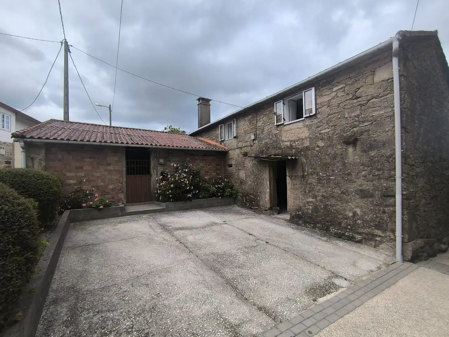 Vista exterior de Casa o xalet en venda en Teo amb Jardí privat