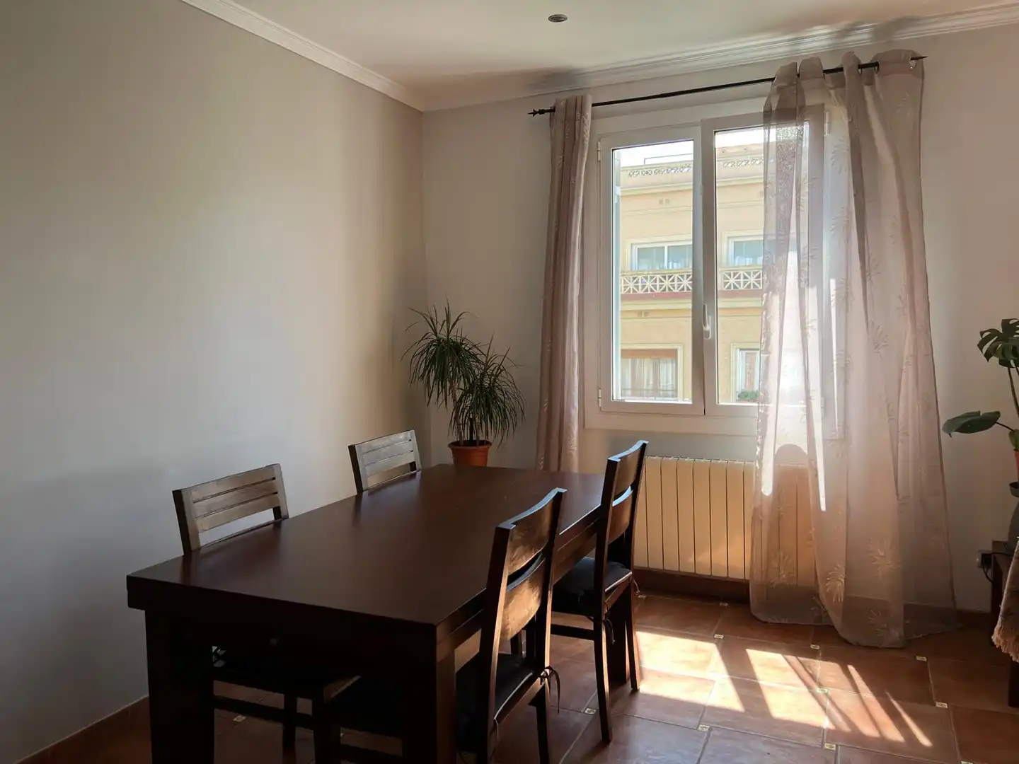 Comedor de Piso en venta en Barcelona con Aire acondicionado