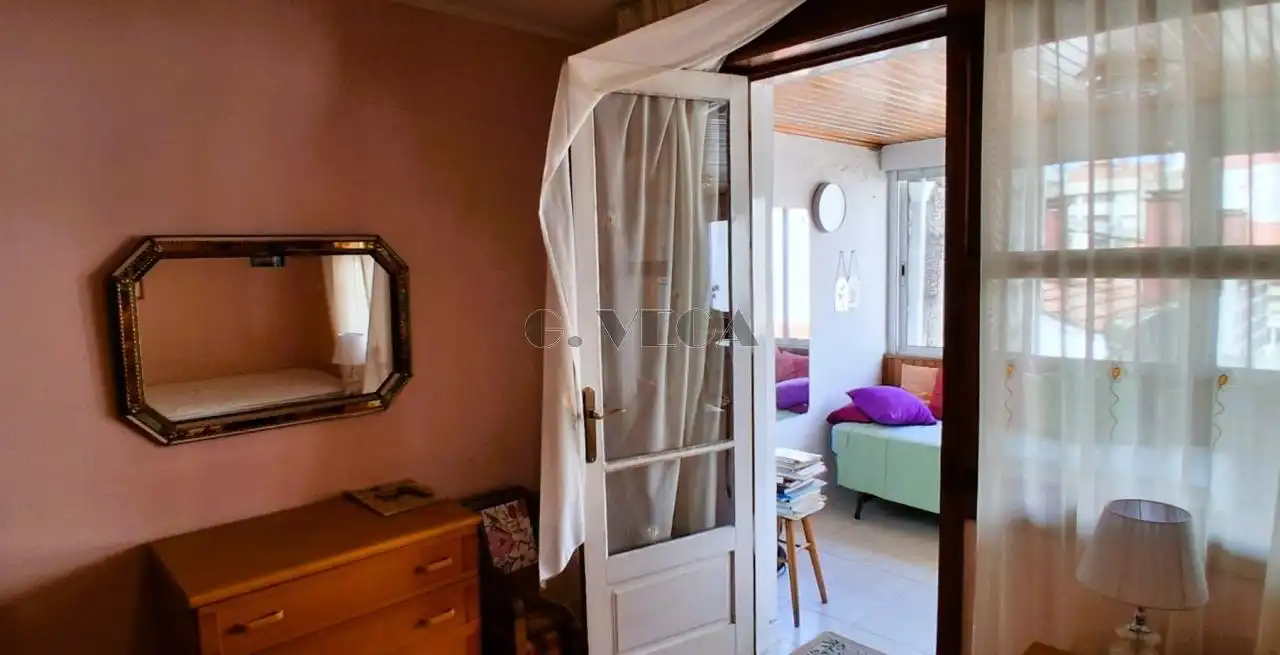 Habitación de Piso en venta en Vigo  con Calefacción y Parquet