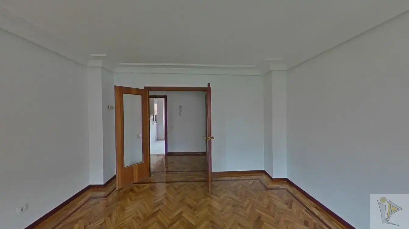 Piso en venta en AV DEL PARQUE , El Bercial
