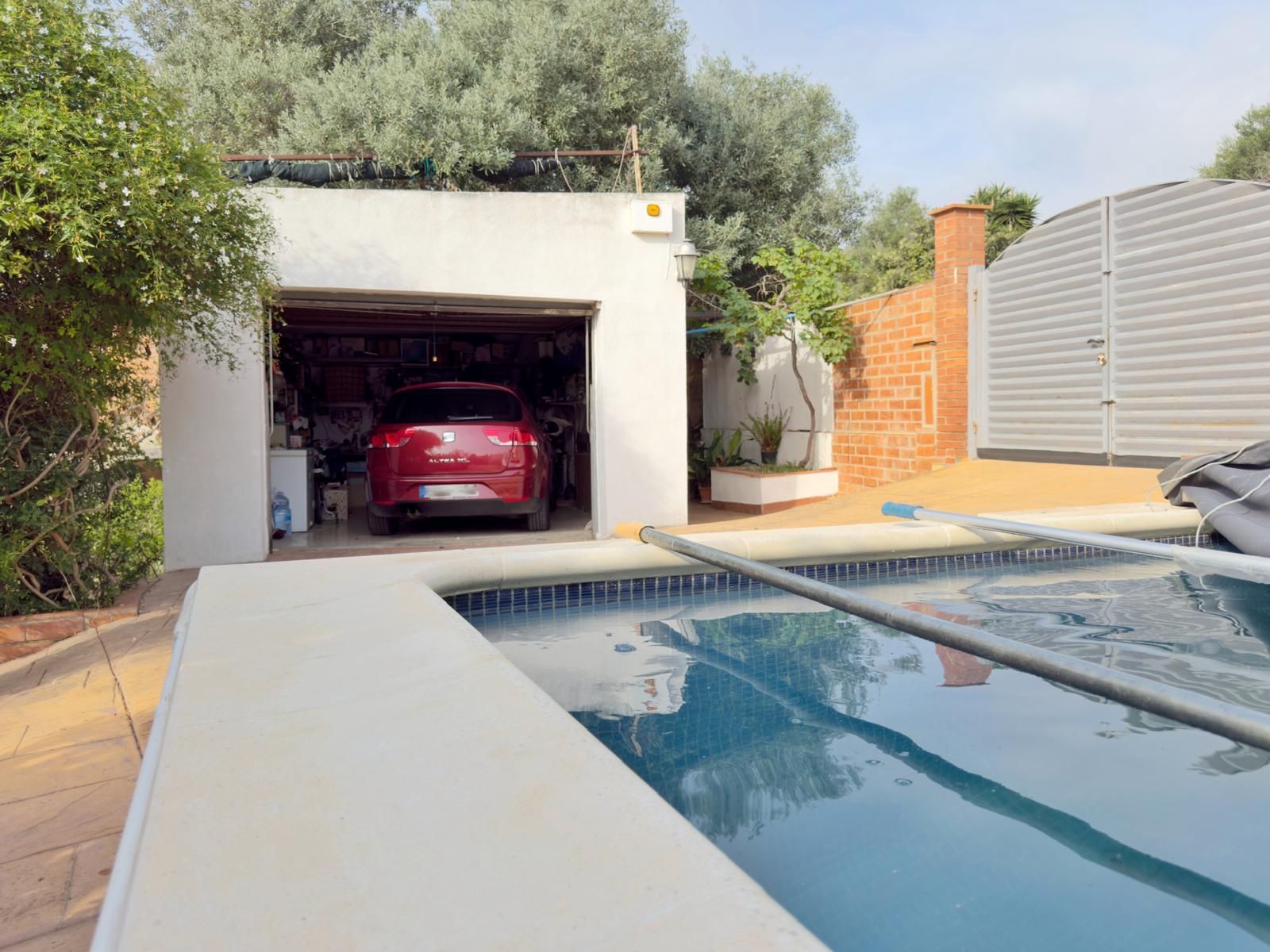 Piscina de Casa o xalet en venda en Castellet i la Gornal amb Jardí privat, Terrassa i Traster