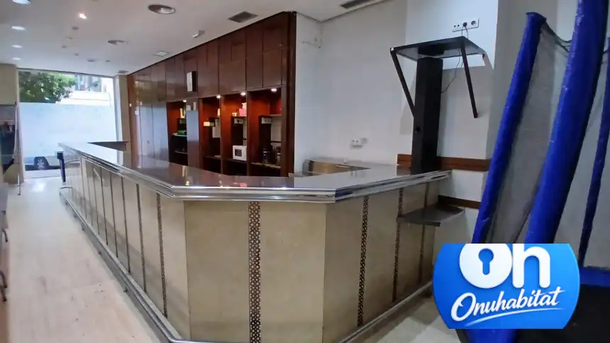 Business premises for sale in Calle Maestra Aurora Romero, imagen 9