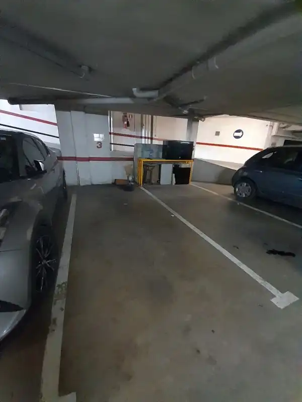 Parking à louer à COMPOSITOR PEDRELL, imagen 2