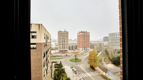 Foto 2 de Piso de alquiler en Huerta del Rey, Valladolid Capital