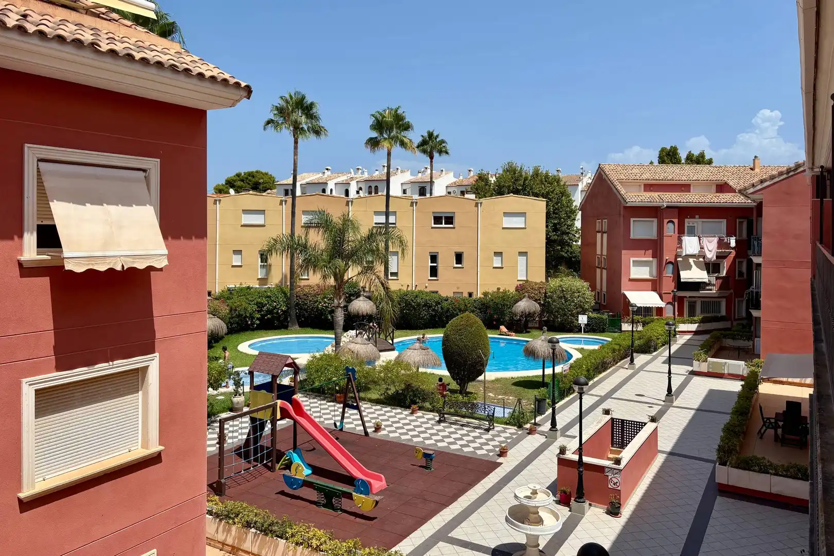 Vista exterior de Àtic en venda en Jávea / Xàbia amb Aire condicionat, Calefacció i Jardí privat