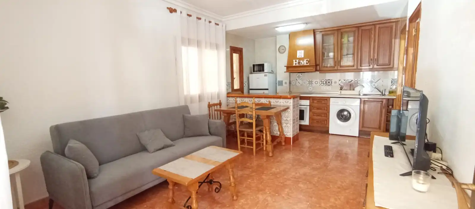 Cocina de Piso de alquiler en Torrevieja con Aire acondicionado, Calefacción y Terraza