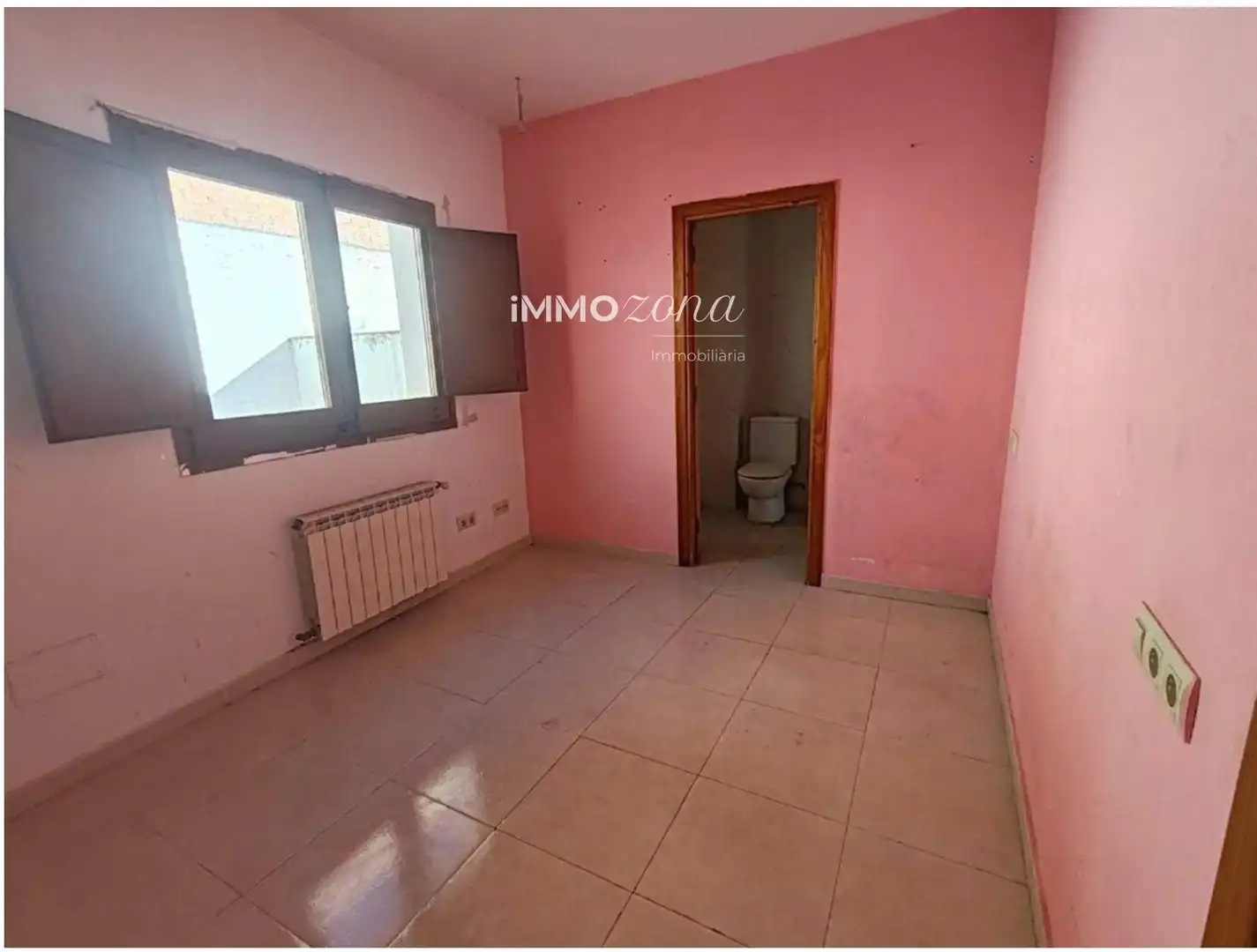 Bedroom of Detached homes for sale in Cabanes (Girona), Girona