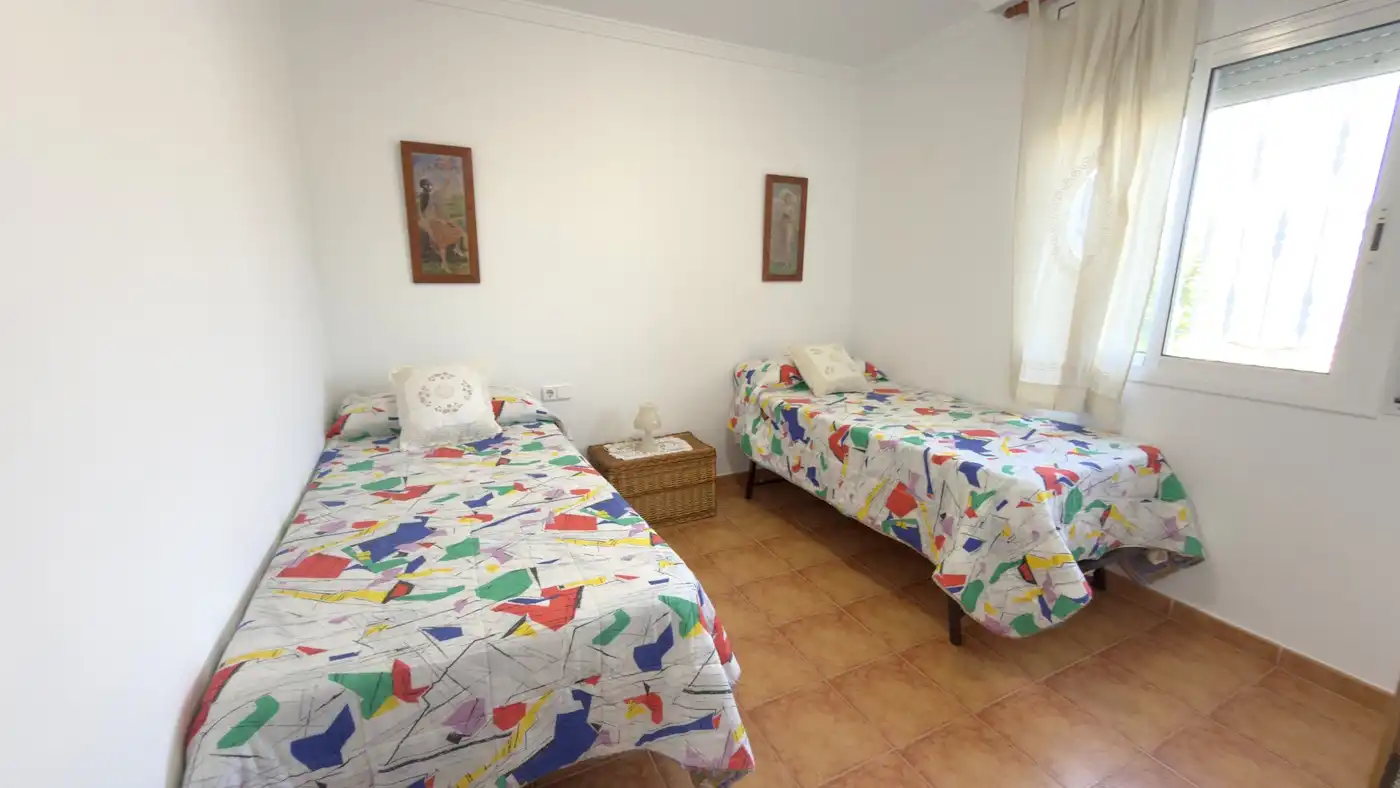 Dormitori de Casa o xalet en venda en El Vendrell amb Jardí privat, Terrassa i Alarma
