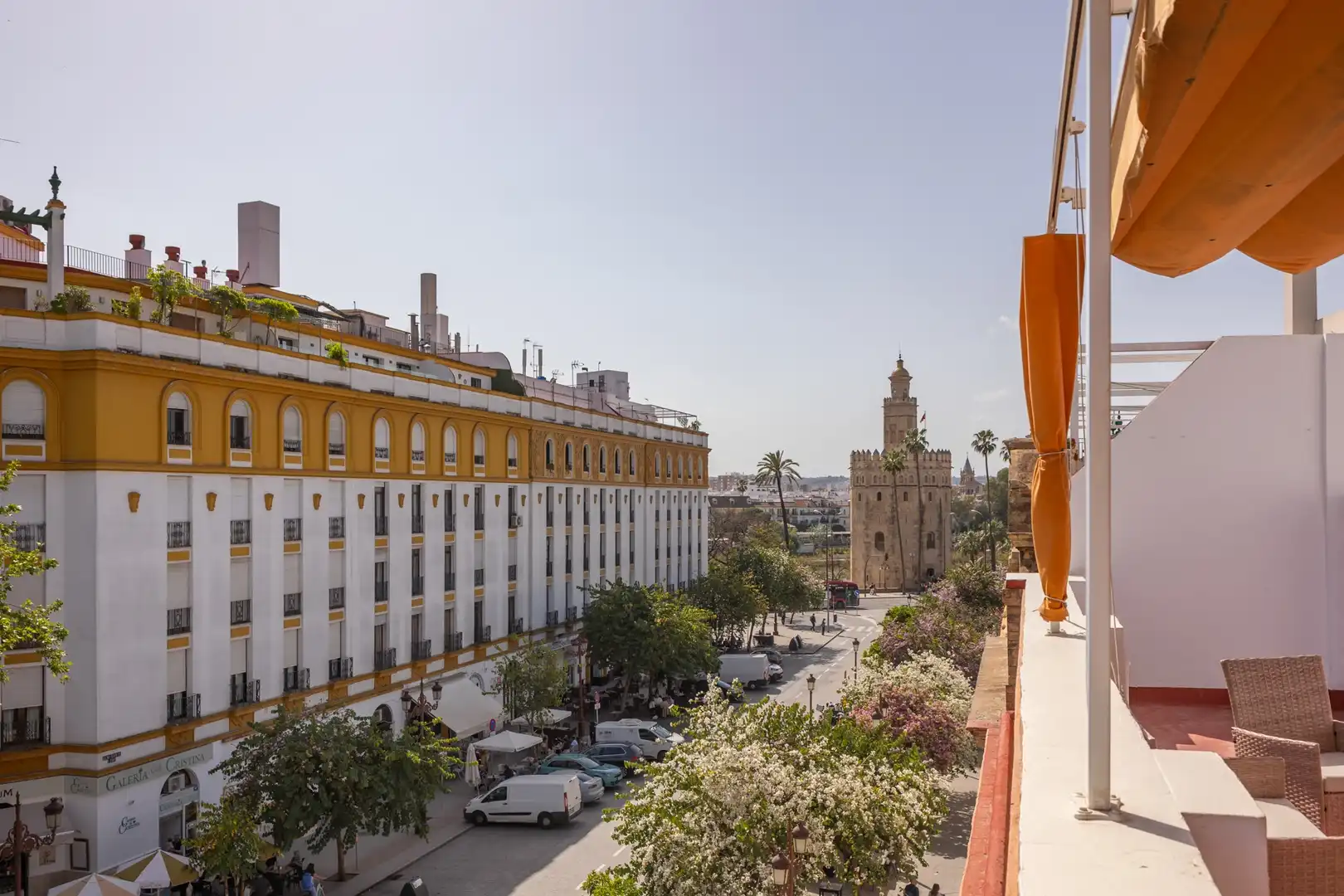 Exterior view of Flat for rent in Sevilla  with Air Conditioner and Terrace