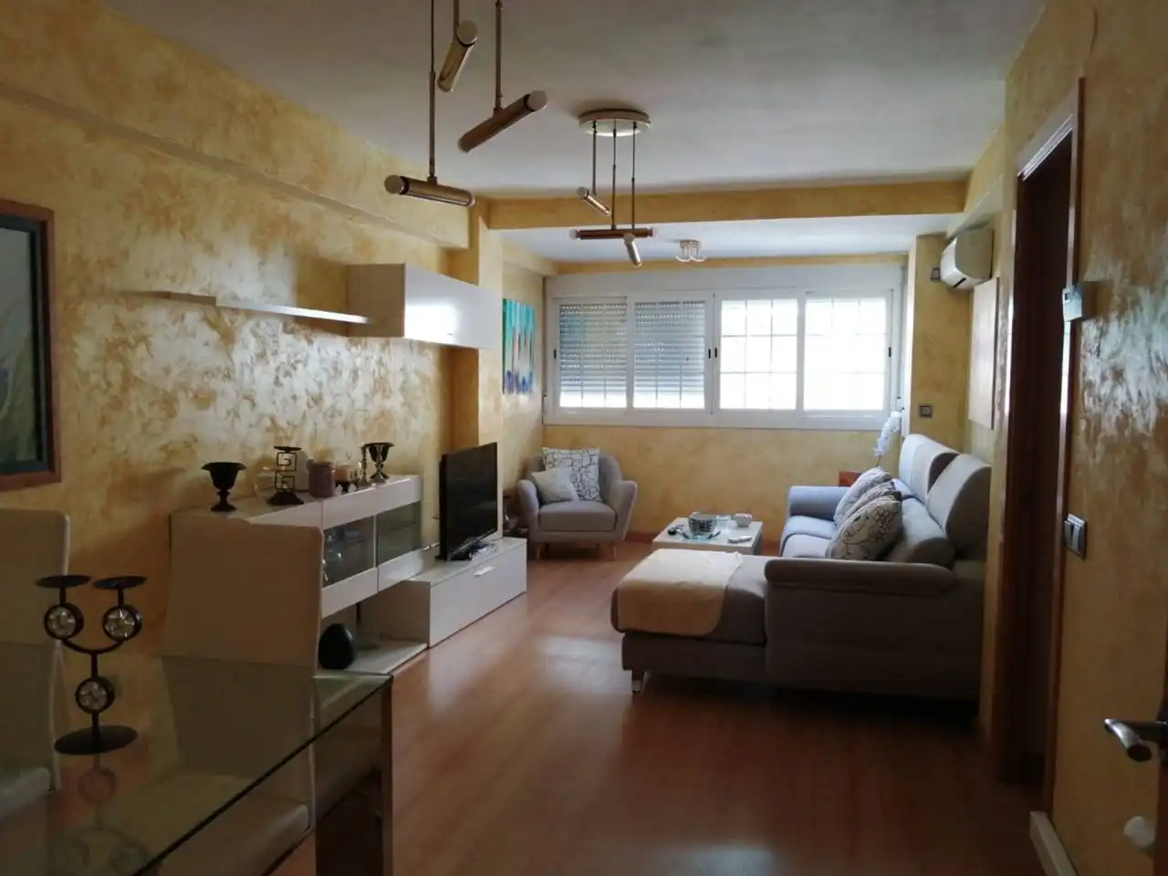 Sala de estar de Piso en venta en Móstoles con Aire acondicionado, Calefacción y Trastero