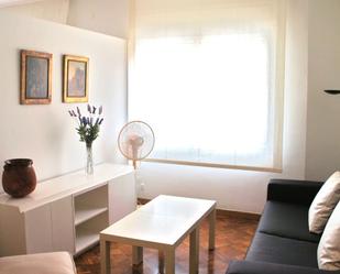 Sala d'estar de Pis de lloguer en  Barcelona Capital amb Calefacció i Moblat