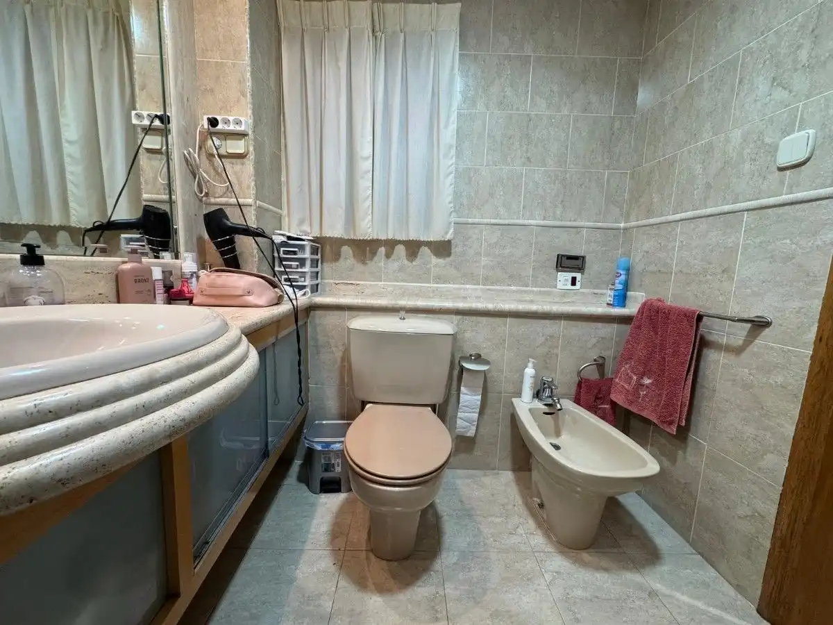 Bathroom of Flat for sale in Tavernes de la Valldigna  with Air Conditioner and Storage room