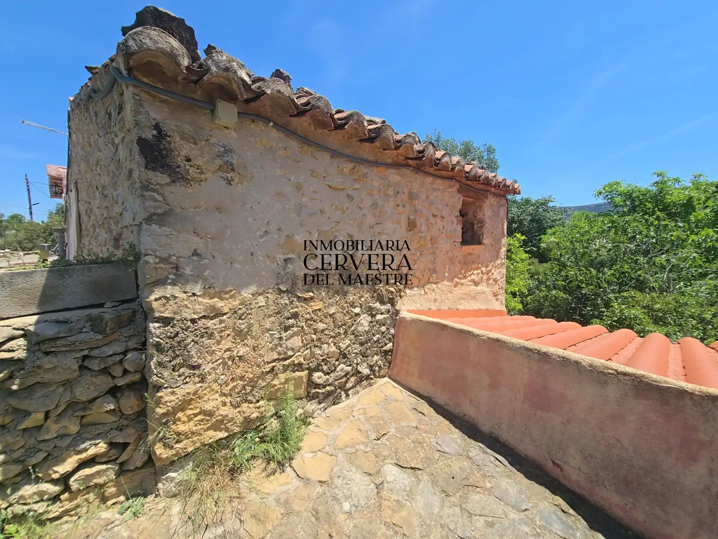 Exterior view of Houses for sale in La Torre d'en Besora