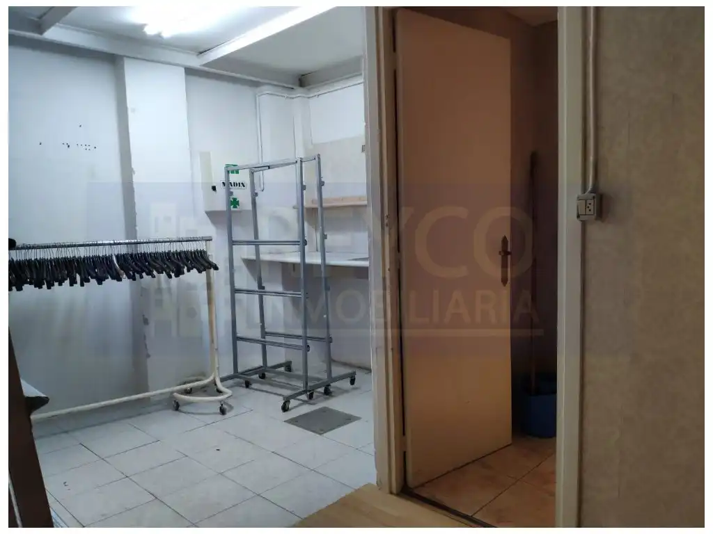 Local comercial de lloguer a Oeste, imagen 10