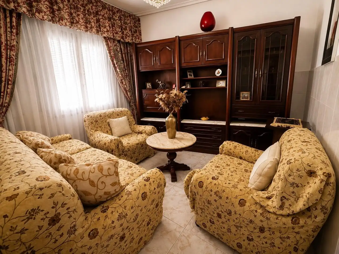 Living room of Flat for sale in Crevillent  with Furnished