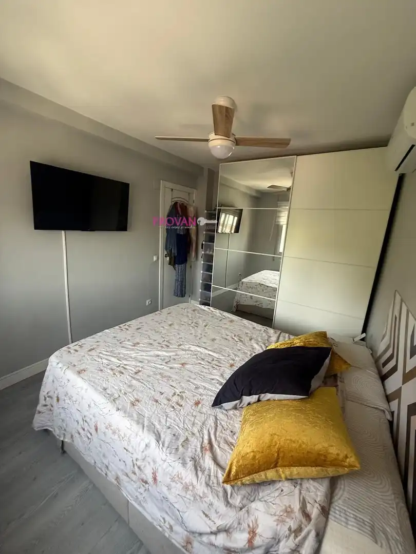 Habitación de Piso en venta en San Fernando de Henares con Aire acondicionado y Calefacción