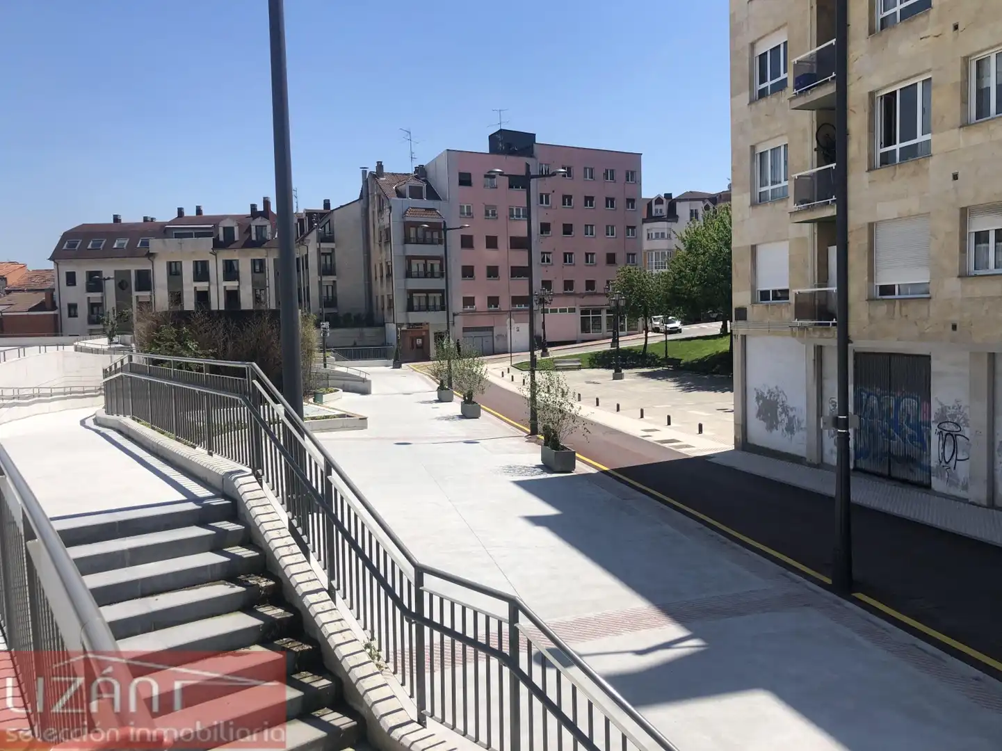 Business premises for sale in Oviedo - Calle Indalecio Prieto, imagen 10