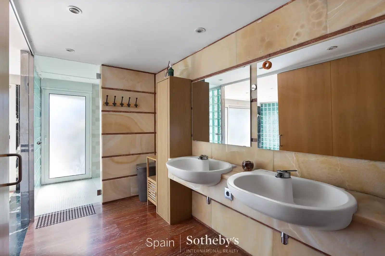 Baño de Casa o chalet en venta en Badalona con Aire acondicionado, Calefacción y Jardín privado