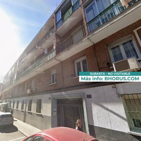 Piso en Venta en Perales, 15 en Puerta del Ángel