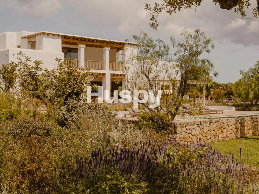 Casa con terraza en venta en Santa Gertrudis