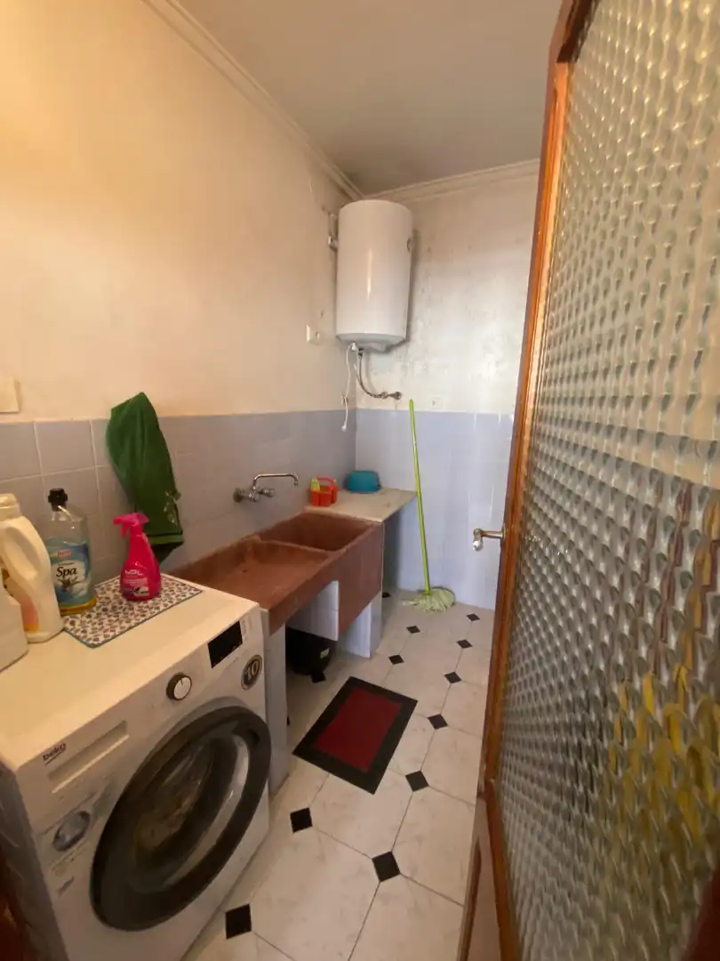Küche von Wohnung zum Verkauf in Rafelcofer mit Klimaanlage, Terrasse und Abstellraum