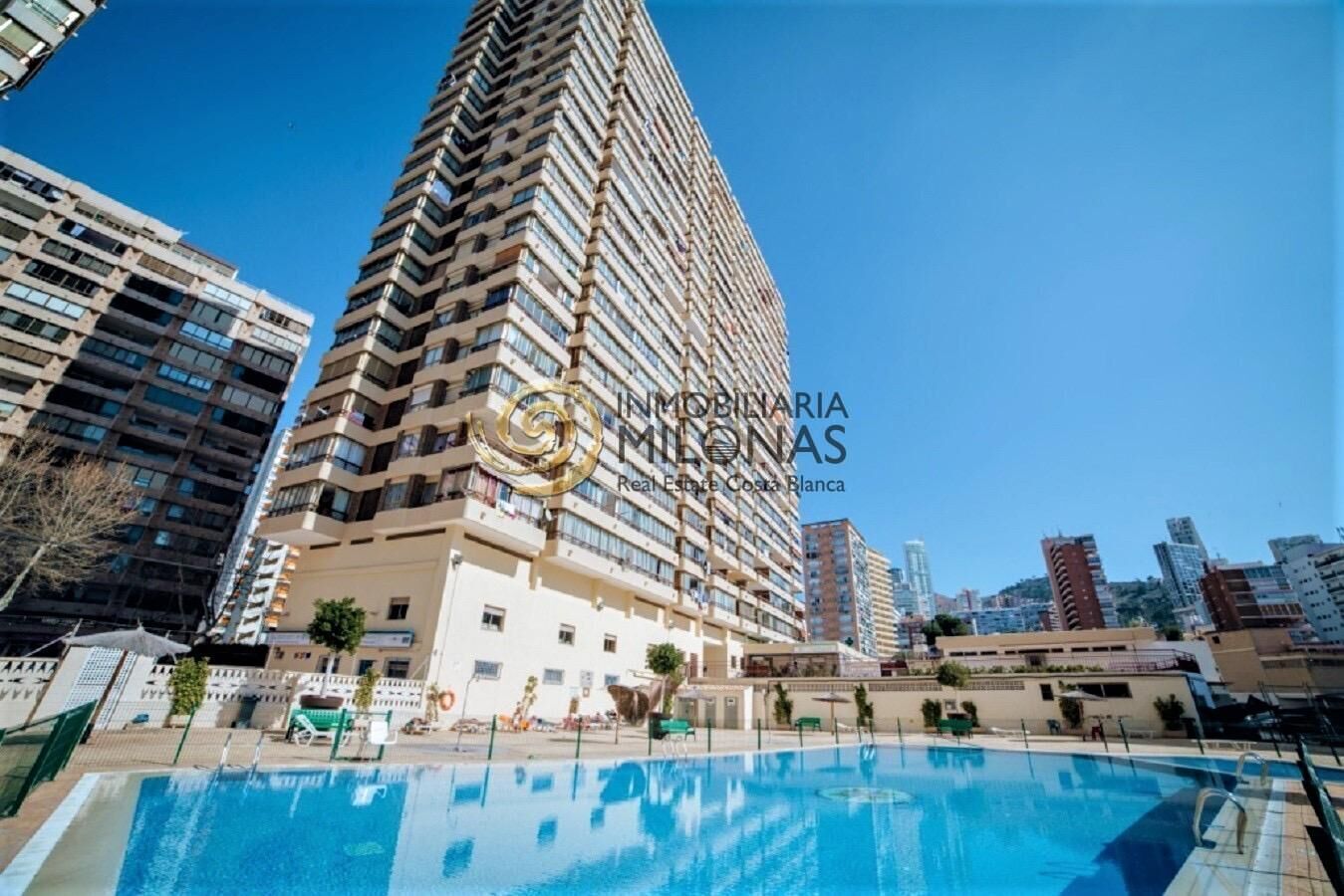 Vista exterior de Apartament en venda en Benidorm amb Aire condicionat, Calefacció i Terrassa