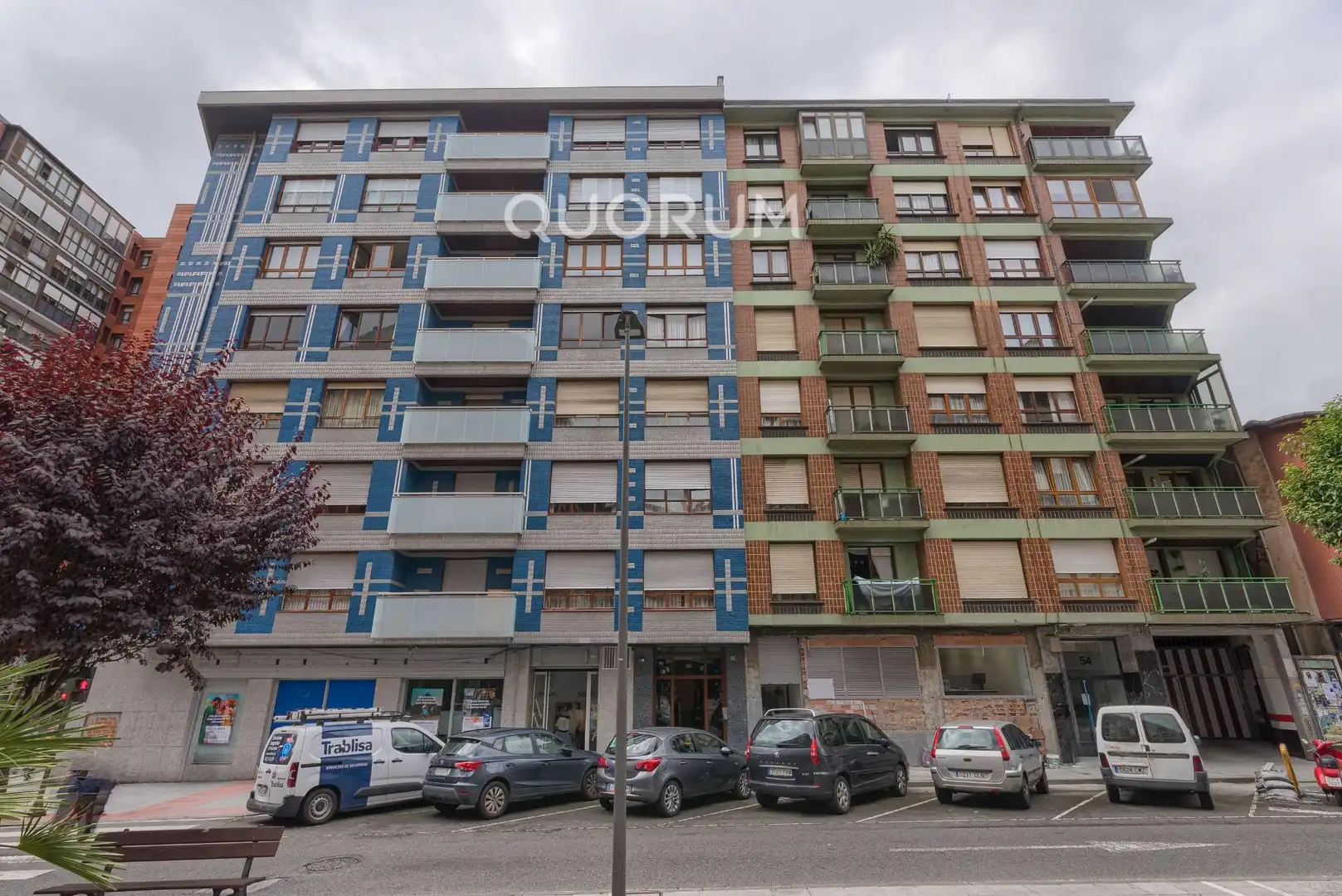 Vista exterior de Piso en venta en Basauri  con Calefacción, Terraza y Amueblado