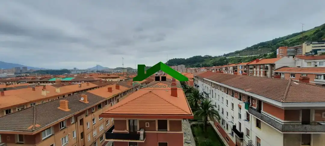 Flat for rent in Aita Patxi Plaza, Ibarrekolanda
