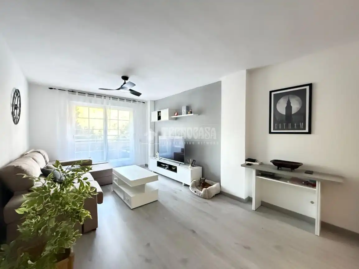Sala d'estar de Pis de lloguer en Móstoles amb Calefacció i Terrassa