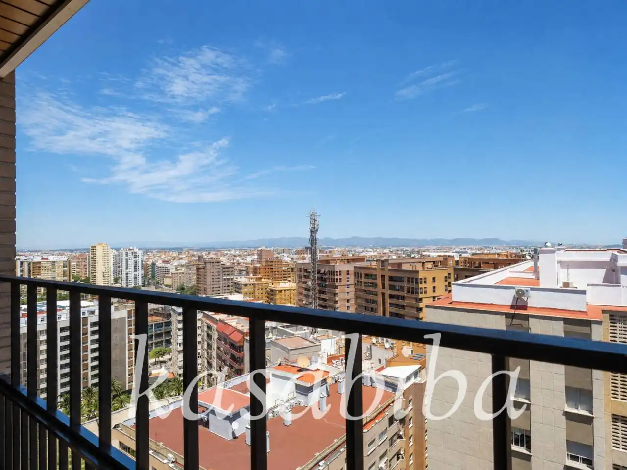 Außenansicht von Dachboden zum Verkauf in Valencia mit Klimaanlage, Heizung und Parkett