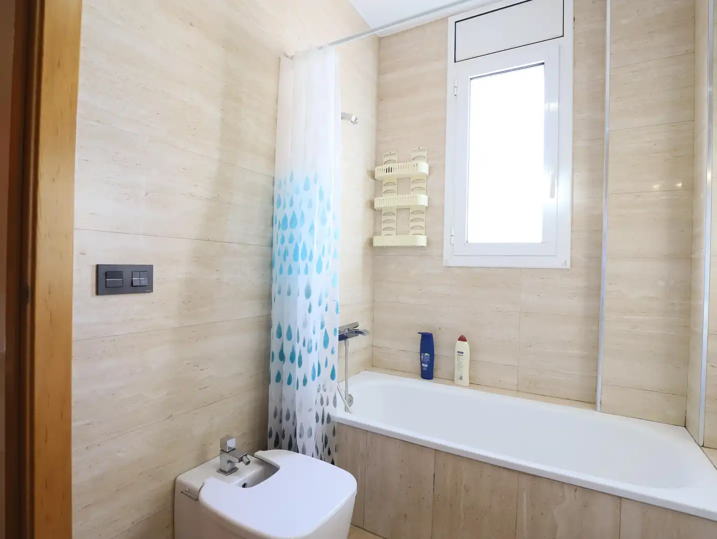 Baño de Piso en venta en Esplugues de Llobregat con Aire acondicionado, Calefacción y Terraza