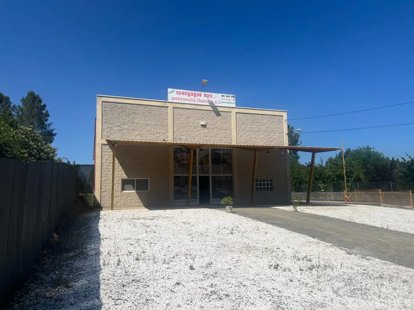 Exterior view of Industrial buildings for sale in Ordes  with Heating