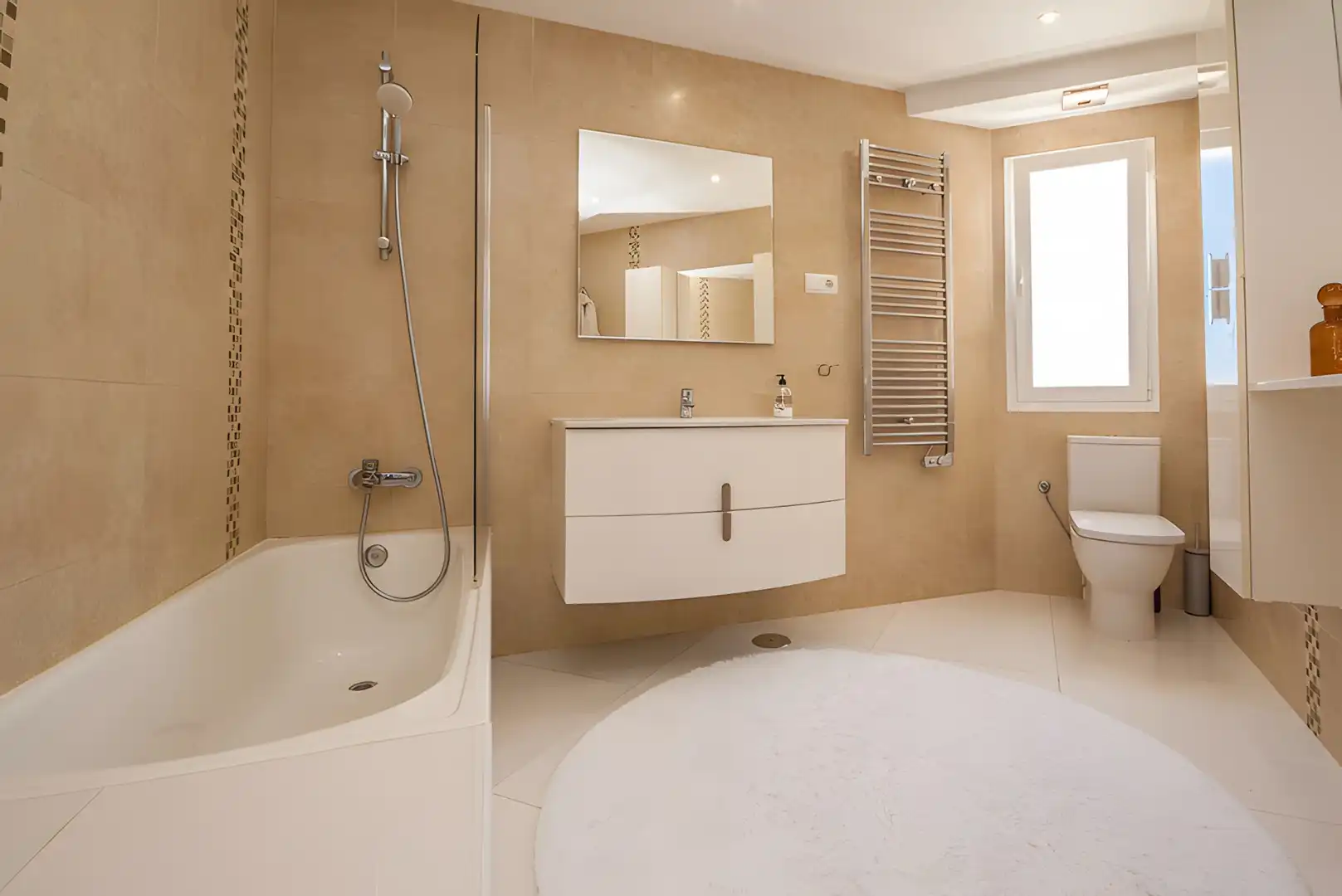 Casa amb piscina en venda a Estepona Pueblo, imagen 15