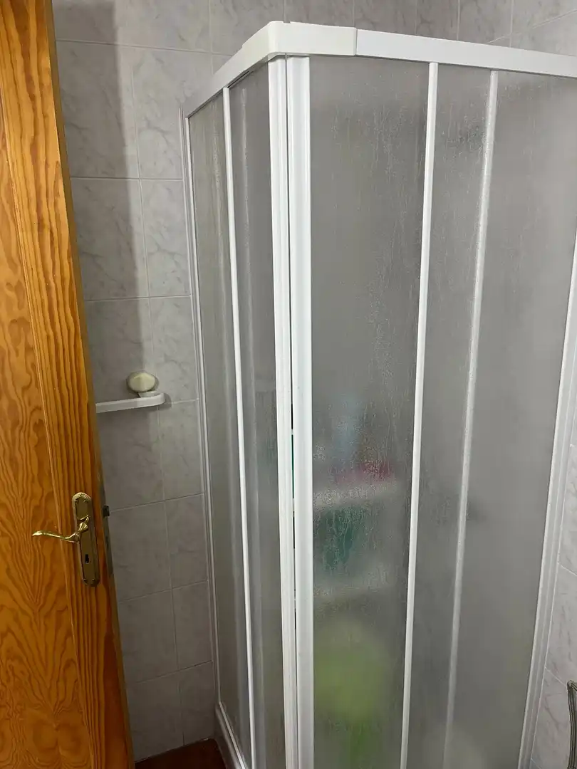 Baño de Local de alquiler en Las Palmas de Gran Canaria con Aire acondicionado
