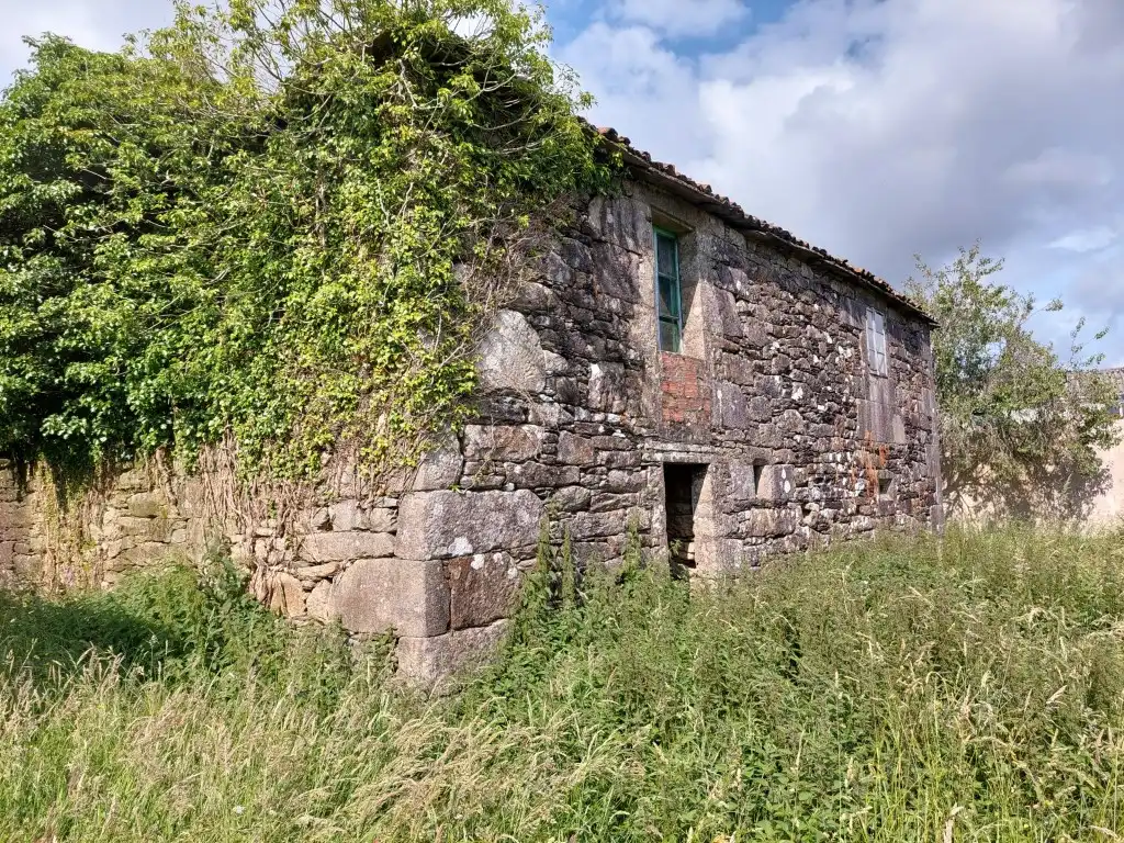 Country house zum Verkauf in Forcarei