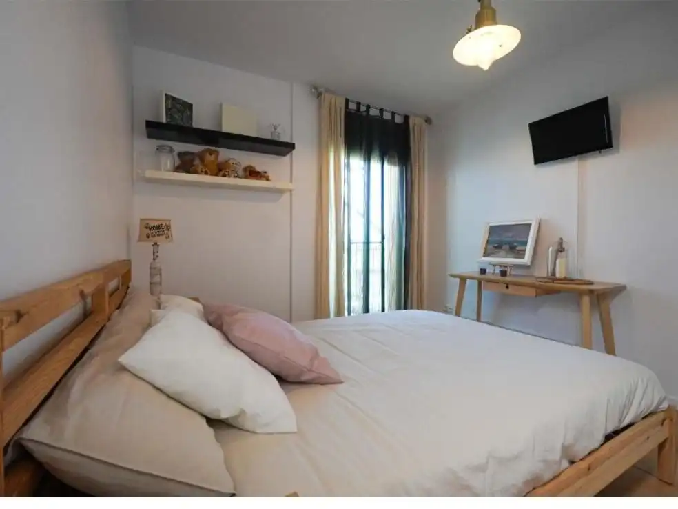 Dormitori de Apartament en venda en Amposta amb Aire condicionat, Terrassa i Balcó
