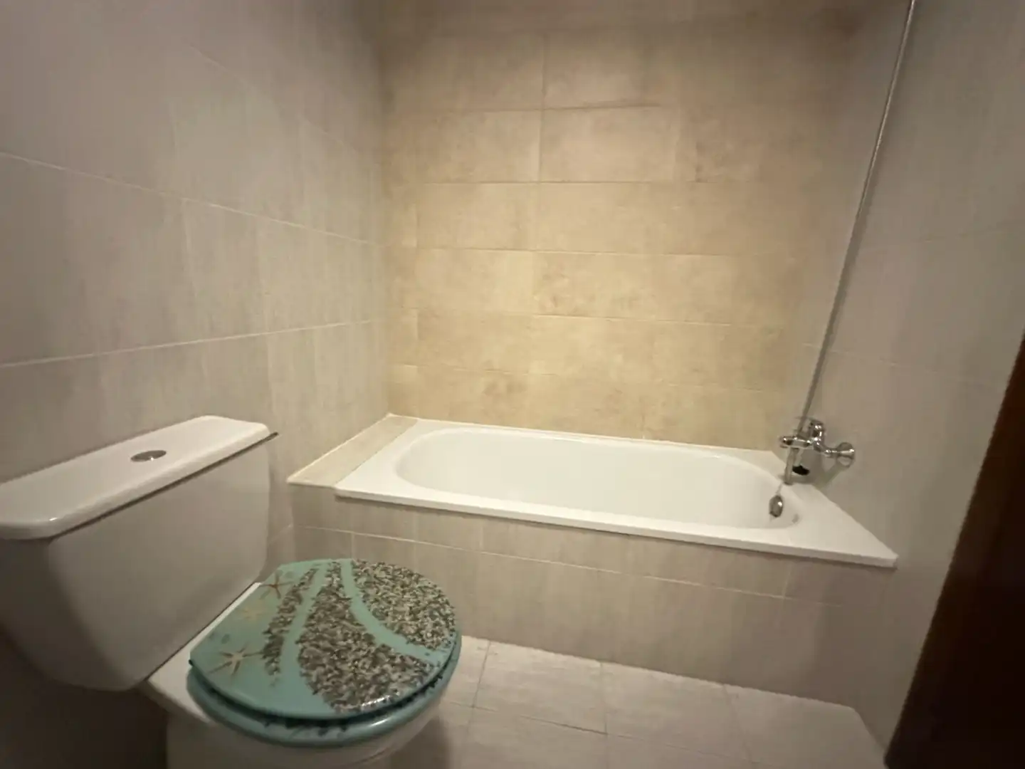 Badezimmer von Wohnung zur Miete in Campus Norte - San Caetano