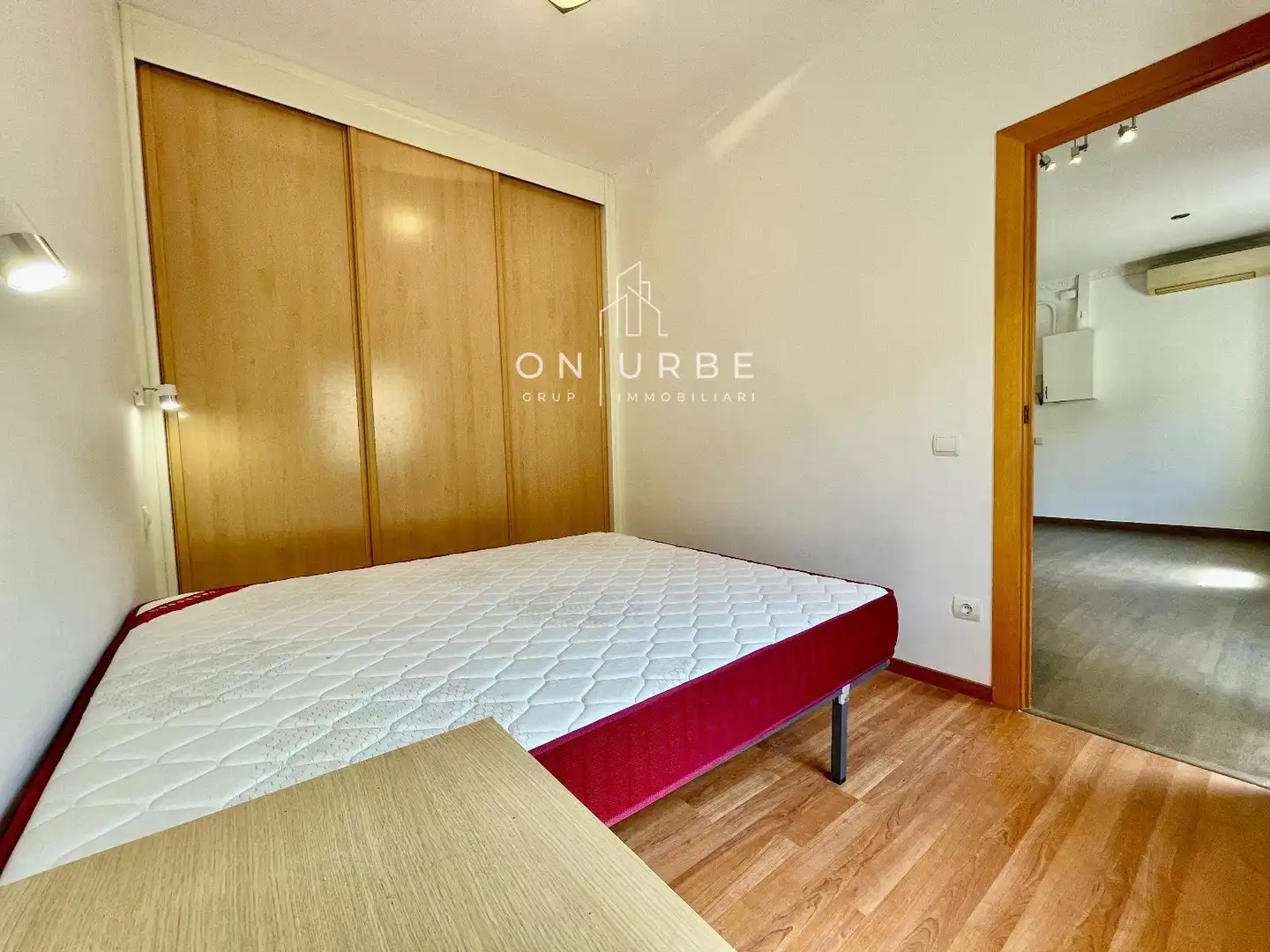 Habitación de Piso en venta en Barcelona con Aire acondicionado, Calefacción y Parquet