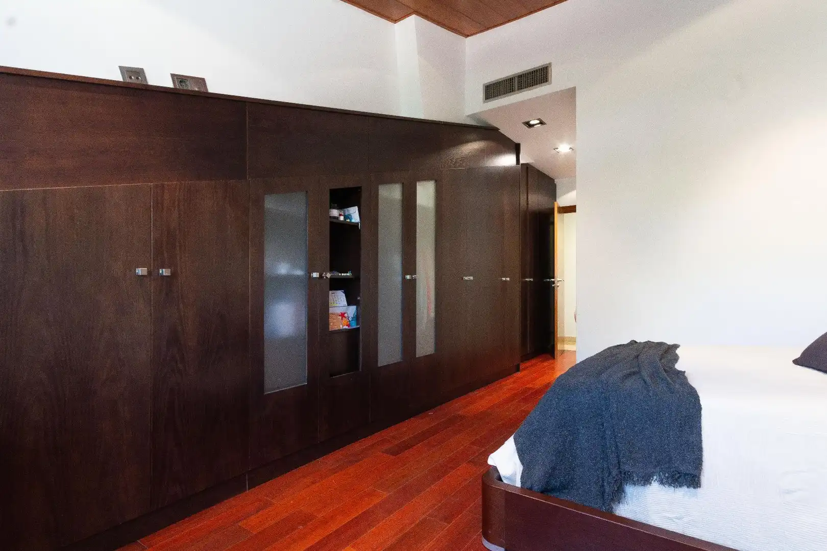 Habitación de Casa o chalet en venta en Cerdanyola del Vallès con Aire acondicionado, Calefacción y Jardín privado