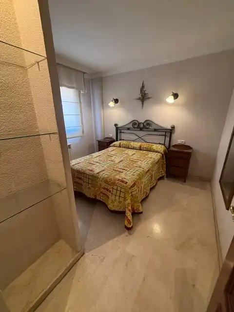 Apartament de lloguer a Calle Torre de Peralada, 4, Castaño - Mirasierra
