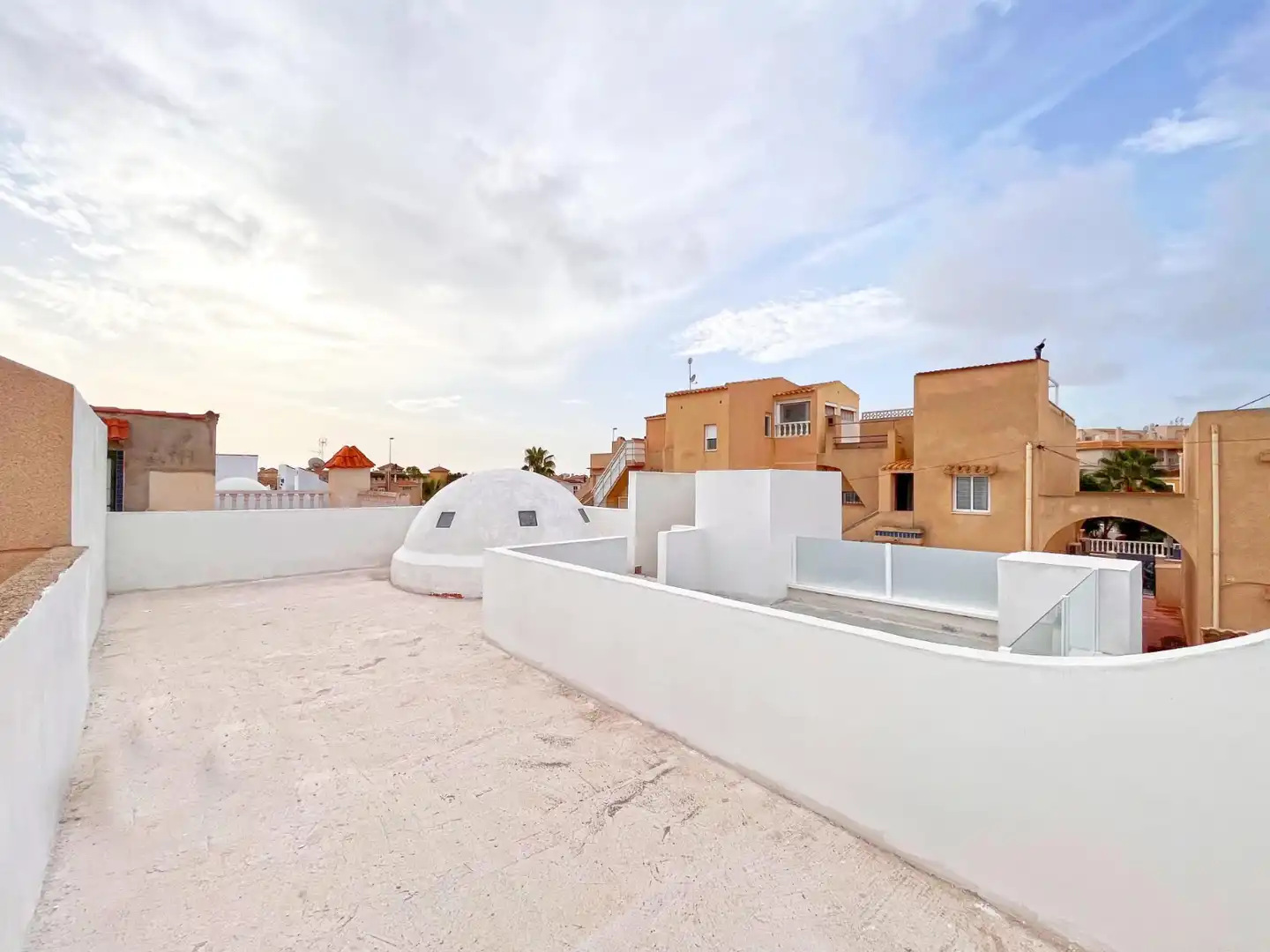Casa aparellada amb jardí en venda a Orihuela Costa, imagen 2